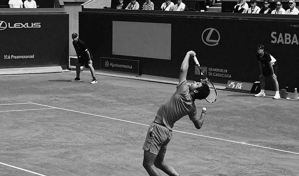Coco Gauff bị loại sốc ở Bắc Kinh: Đương kim vô địch gục ngã trước Mertens trong tuần đấu đầy sóng gió
