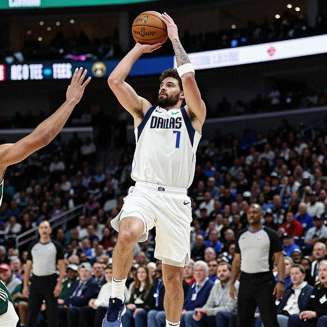 345 triệu USD và một đêm im lặng: Kỳ chuyển nhượng NBA đã đổi luật chơi 345 triệu USD và một đêm im lặng: Kỳ chuyển nhượng NBA đã đổi luật chơi