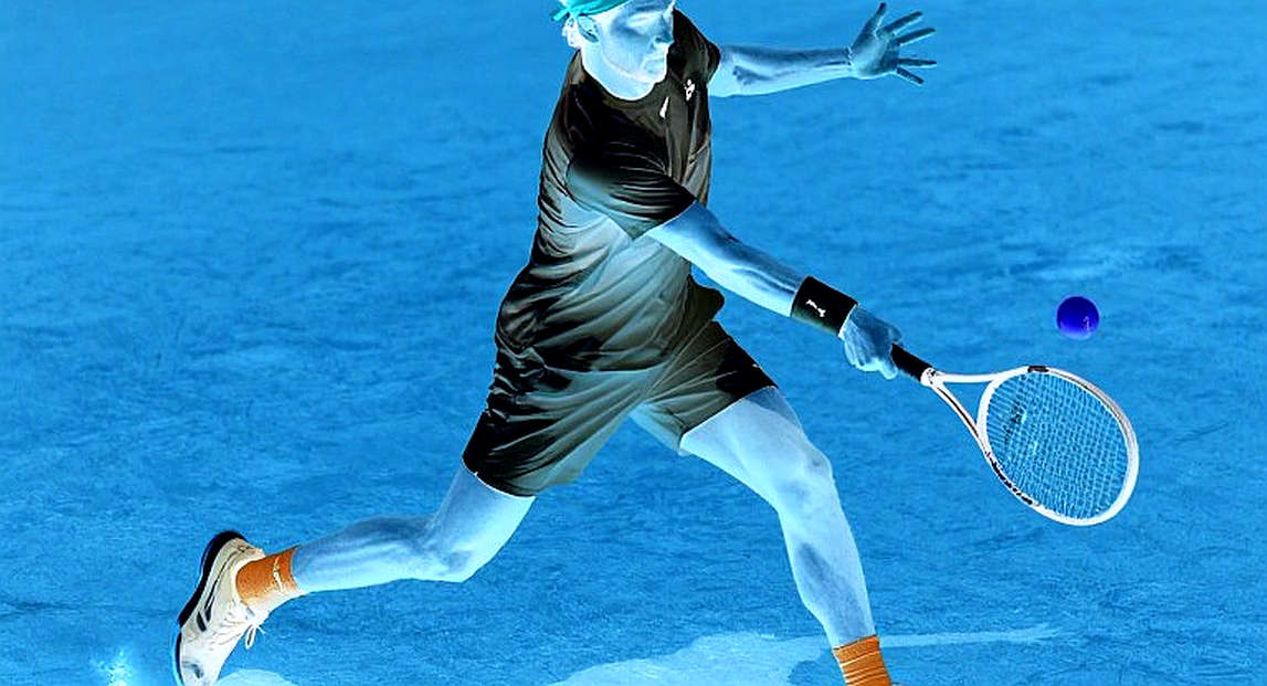 Andreeva hạ Alexandrova sau hai tiebreak, chạm trán Bartunkova ở bán kết China Open