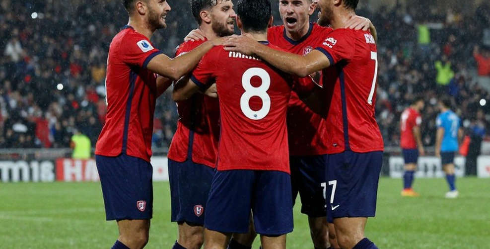 115 cáo buộc, doanh thu chững lại và điều khoản hợp đồng: Man City bị tháo gỡ từ bên trong