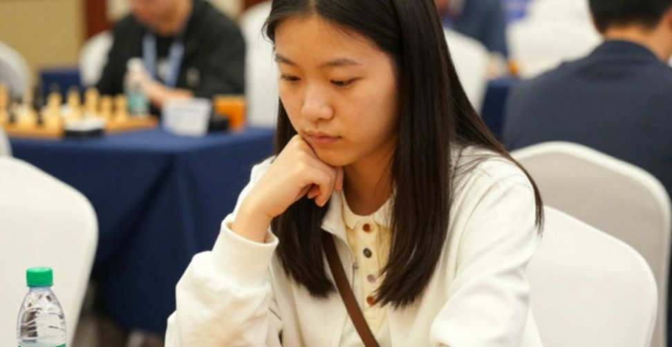 ChessBase Magazine số 225: Prague 2026, 27 ván ngắn và cuộc chiến của trí tuệ con người trước engine miễn phí