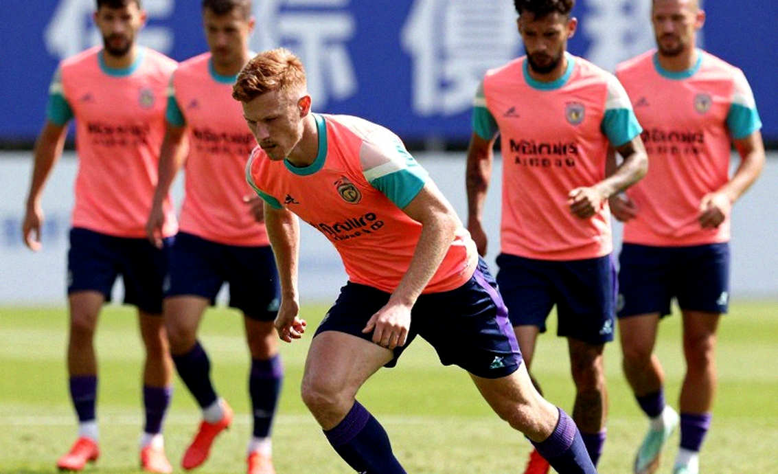 Champions Shanghai: Bốn đội Trung Quốc thua trắng tám bản đồ ngay ngày mở màn