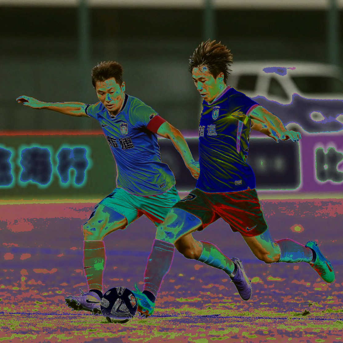 Huế 2-2 TP.HCM: bốn bàn thắng, không bàn nào đến từ kiểm soát bóng