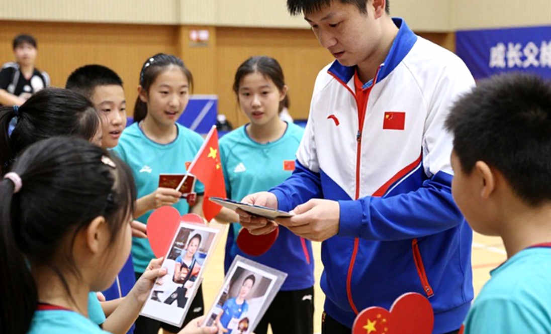 Hai tài năng trẻ bóng bàn Anh giành vé đến sân chơi quốc tế: Sự thật đằng sau chiến thắng England Hopes Challenge Hai tài năng trẻ bóng bàn Anh giành vé đến sân chơi quốc tế: Sự thật đằng sau chiến thắng England Hopes Challenge