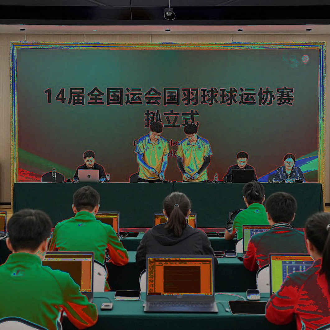 Kunlavut Vitidsarn hoàn tất cú treble châu Á: 21-12, 21-16 và 64 năm chờ đợi