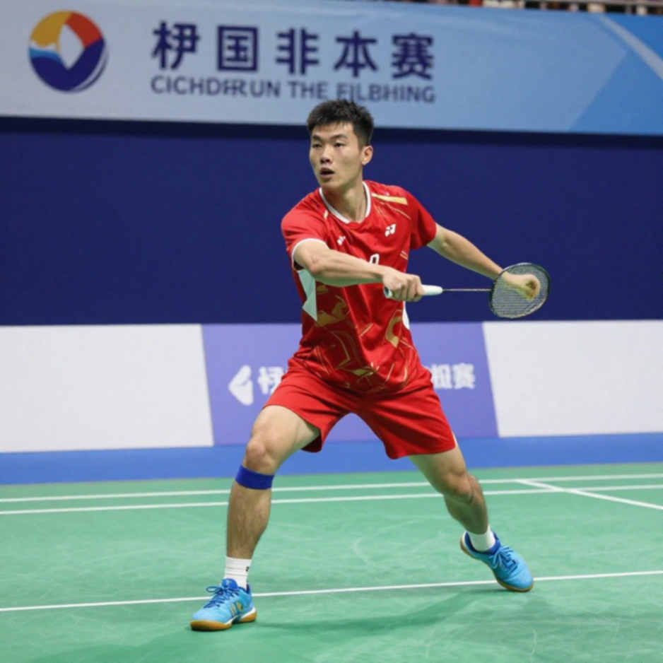 Alwi Farhan tập cùng Kento Momota trước Asian Games 2026: tín hiệu chuẩn bị và giới hạn của một buổi tập Alwi Farhan tập cùng Kento Momota trước Asian Games 2026: tín hiệu chuẩn bị và giới hạn của một buổi tập