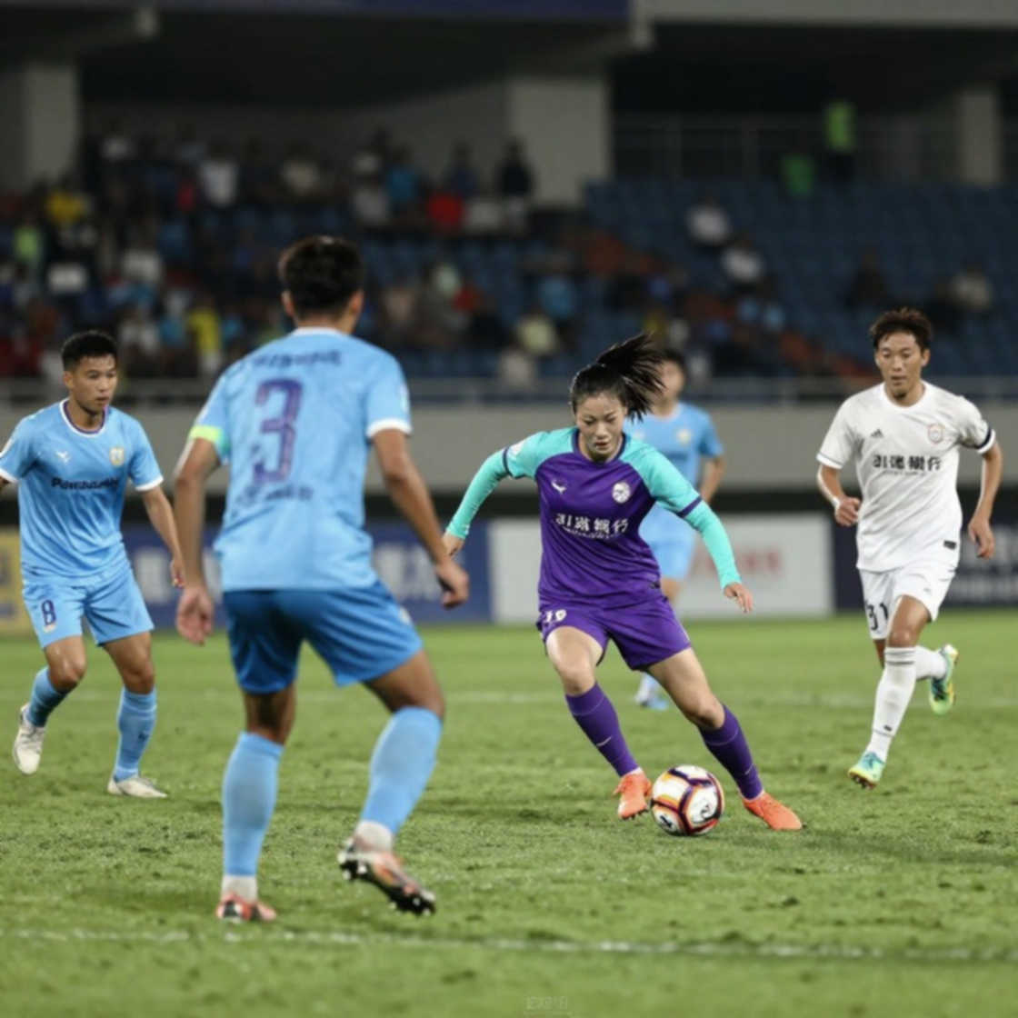 Trương Vinh Hiển và ngày ra quân ở Hong Kong Slam: Khi chiến thắng chưa đủ để định nghĩa đẳng cấp Trương Vinh Hiển và ngày ra quân ở Hong Kong Slam: Khi chiến thắng chưa đủ để định nghĩa đẳng cấp