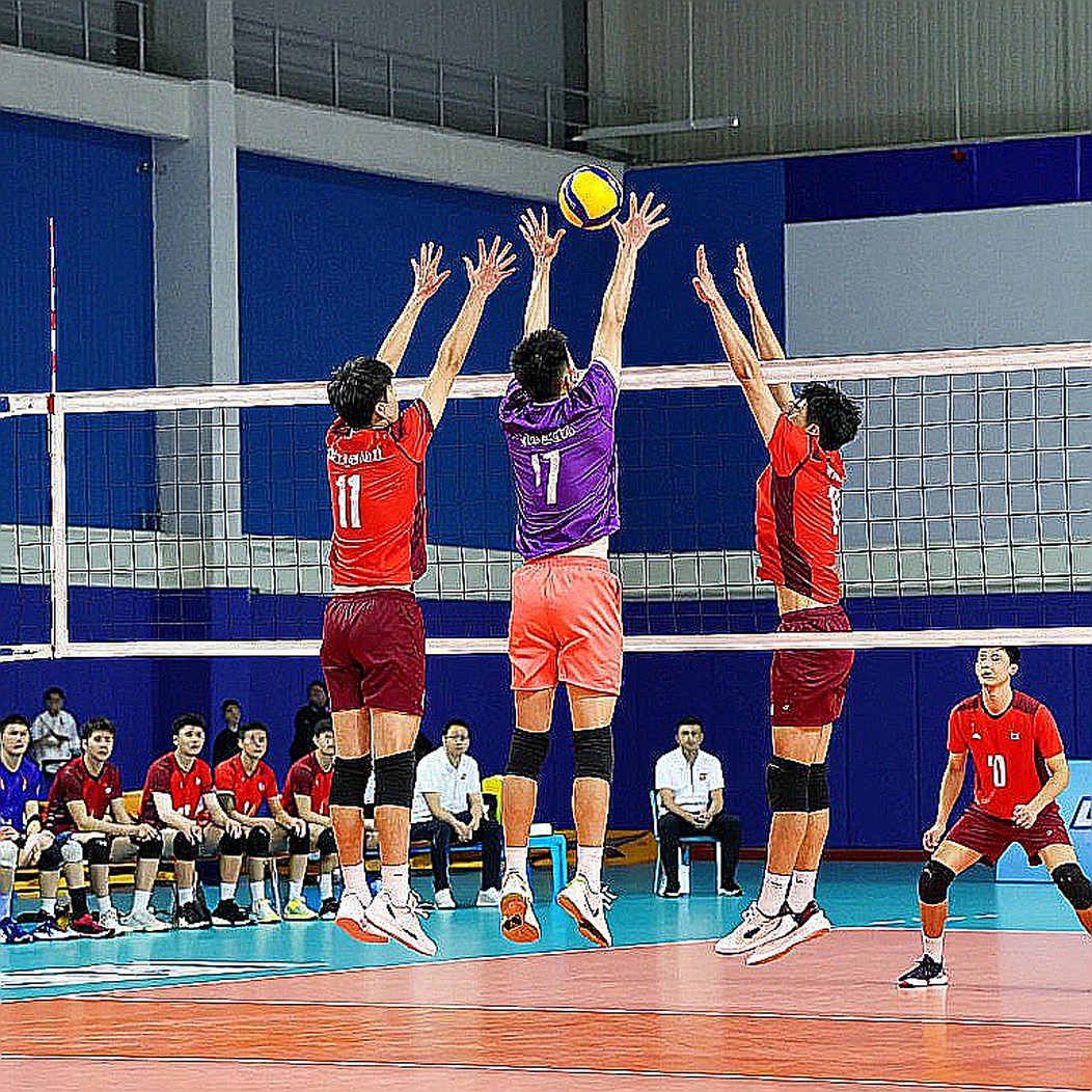 SMU đánh bại Pitt sau bốn set: khối chắn và thế trận trung lộ chấm dứt chuỗi 58 trận bất bại trên sân nhà SMU đánh bại Pitt sau bốn set: khối chắn và thế trận trung lộ chấm dứt chuỗi 58 trận bất bại trên sân nhà