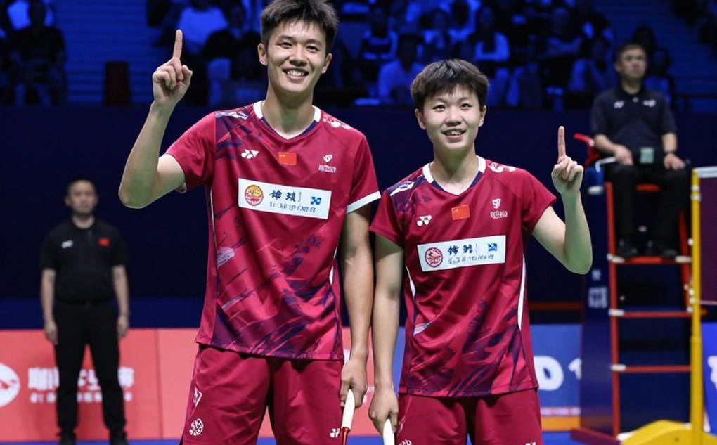 Pha cầu 122 giây và khoảnh khắc PV Sindhu đánh mất nửa sân cỏ của mình